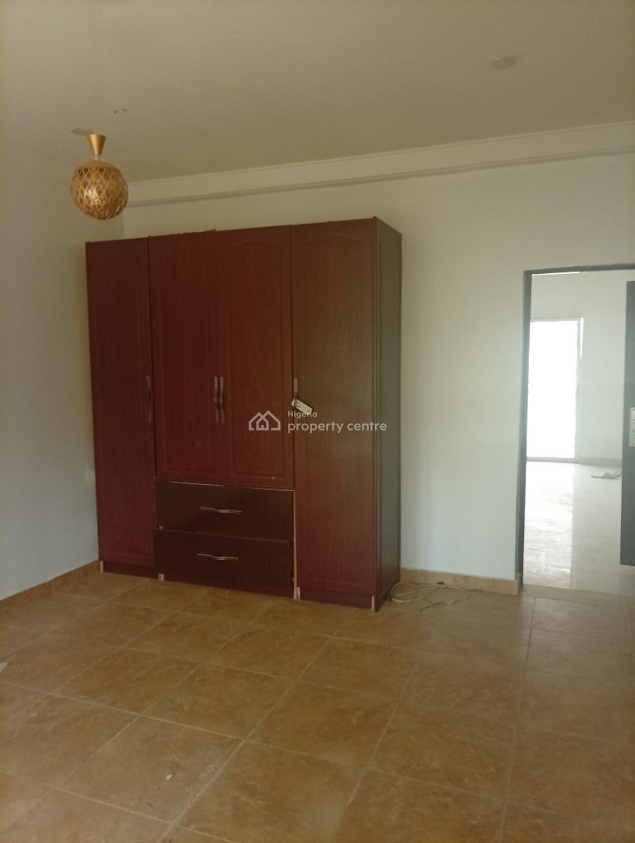 Spacious 3 Bedroom Terraced Duplex with a Bq, Asokoro District, Abuja, Terraced Duplex for Rent