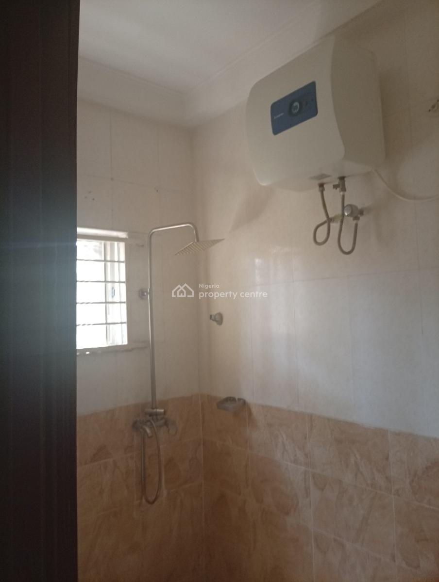 Spacious 3 Bedroom Terraced Duplex with a Bq, Asokoro District, Abuja, Terraced Duplex for Rent