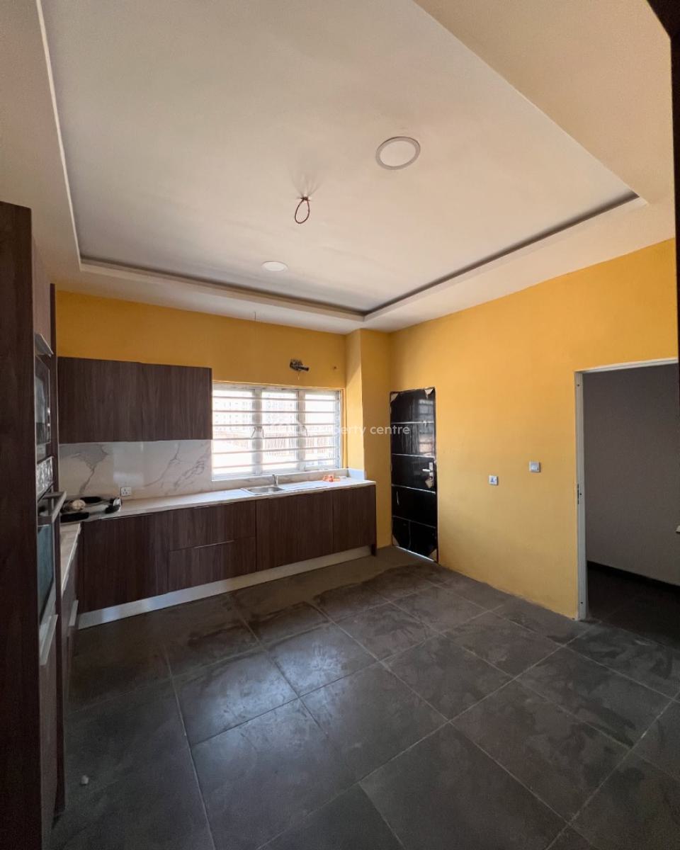 Well Built 3 Bedroom Apartment with En-suite Rooms, Ikate, Lekki, Lagos, Flat / Apartment for Rent