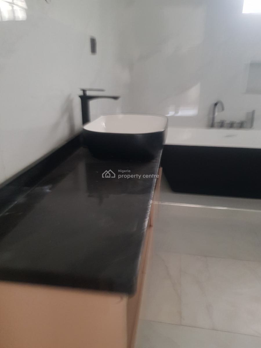 Luxury 5 Bedroom Terrace Duplex with Excellence Facilities, Chevron Drive, Lekki, Lagos, Terraced Duplex for Sale