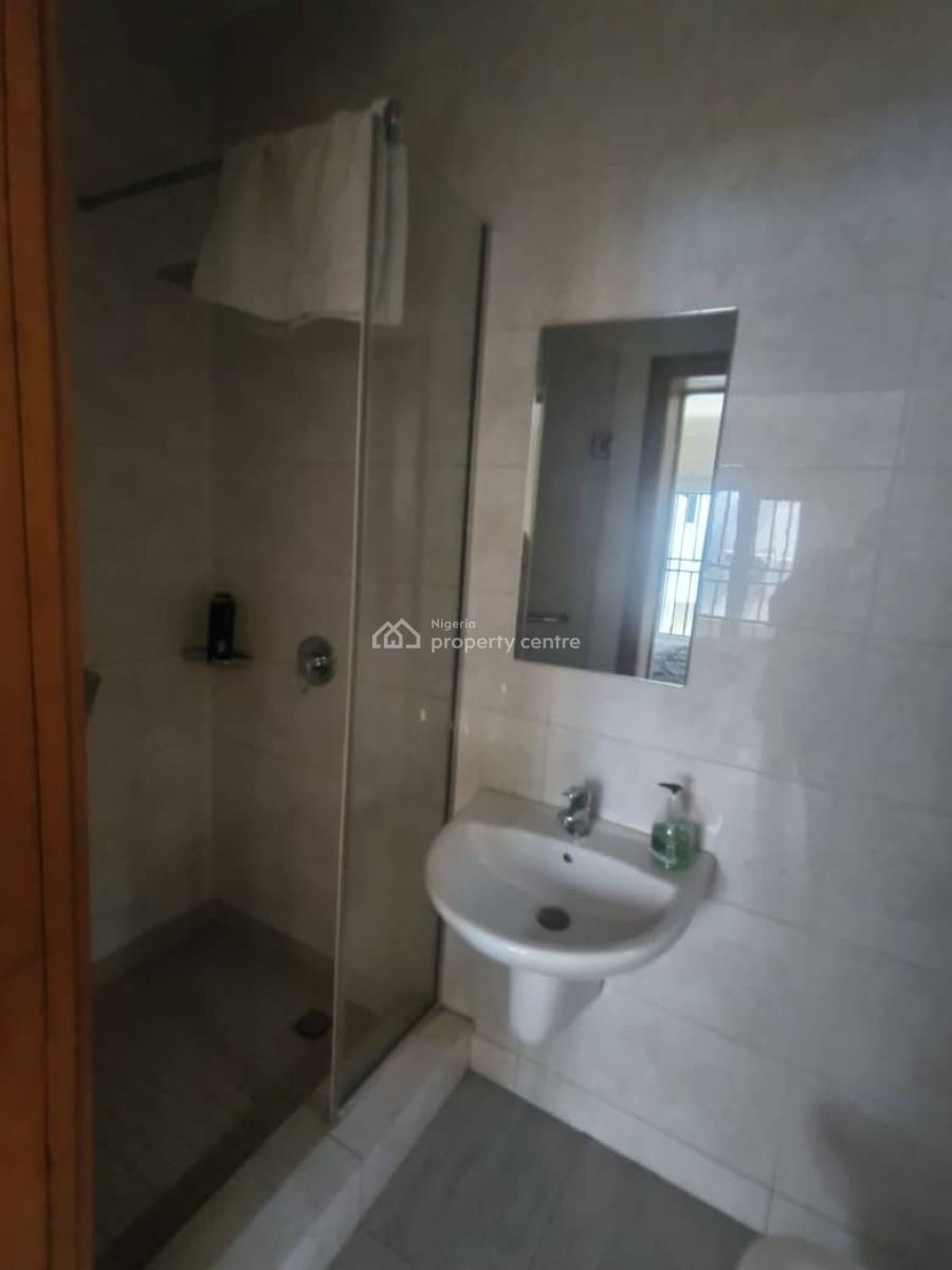 Newly Furnished 3 Bedroom Apartment with Bq, Ologolo, Lekki, Lagos, Flat / Apartment for Rent