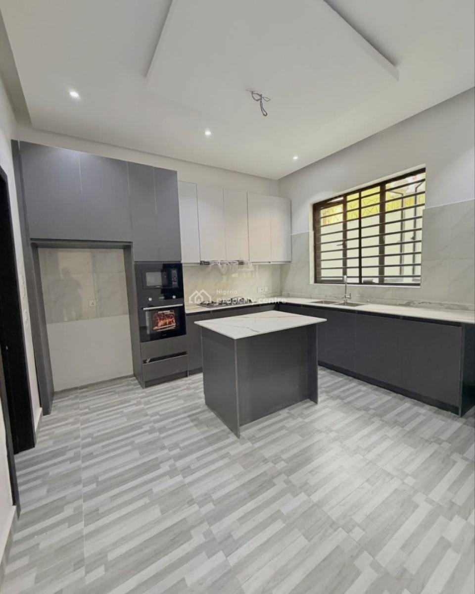 Spaciously Built 4bedroom Terrace Duplex, Adeniyi Jones, Ikeja, Lagos, Terraced Duplex for Sale