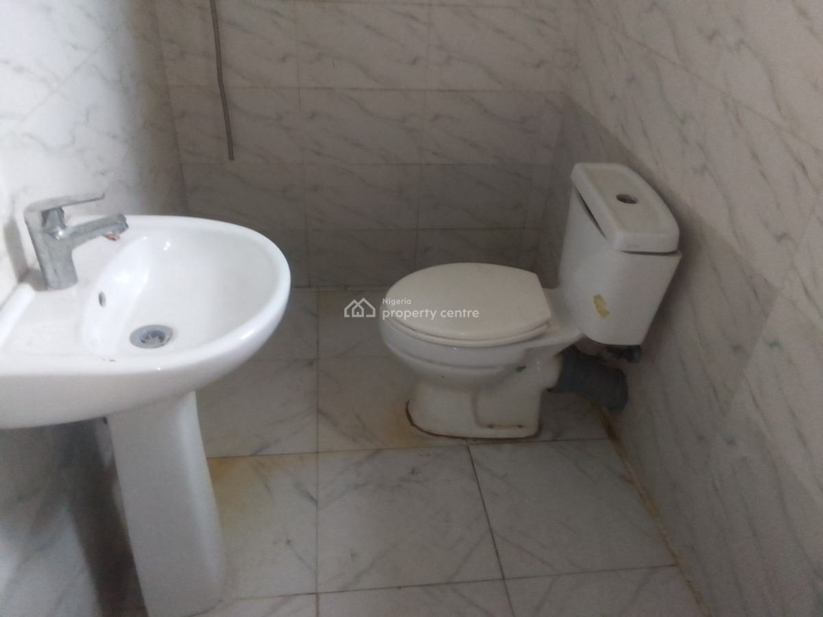 Spacious Luxury 2 Bedroom Flat with Excellent Features, Ogombo, Ajah, Lagos, Flat / Apartment for Rent