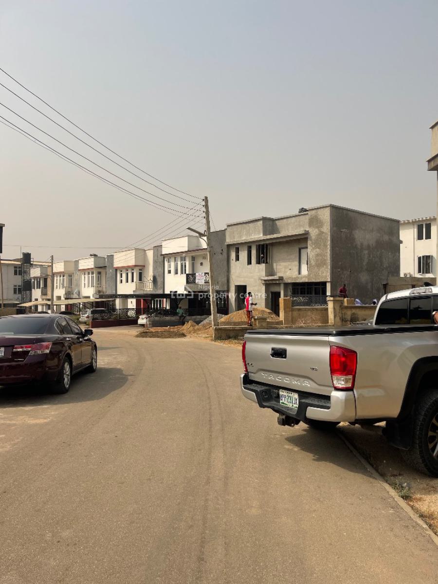 3 Bedrooms Terrace Duplex with 1 Room Bq, Dantata Estate, Gwarinpa, Abuja, Terraced Duplex for Sale