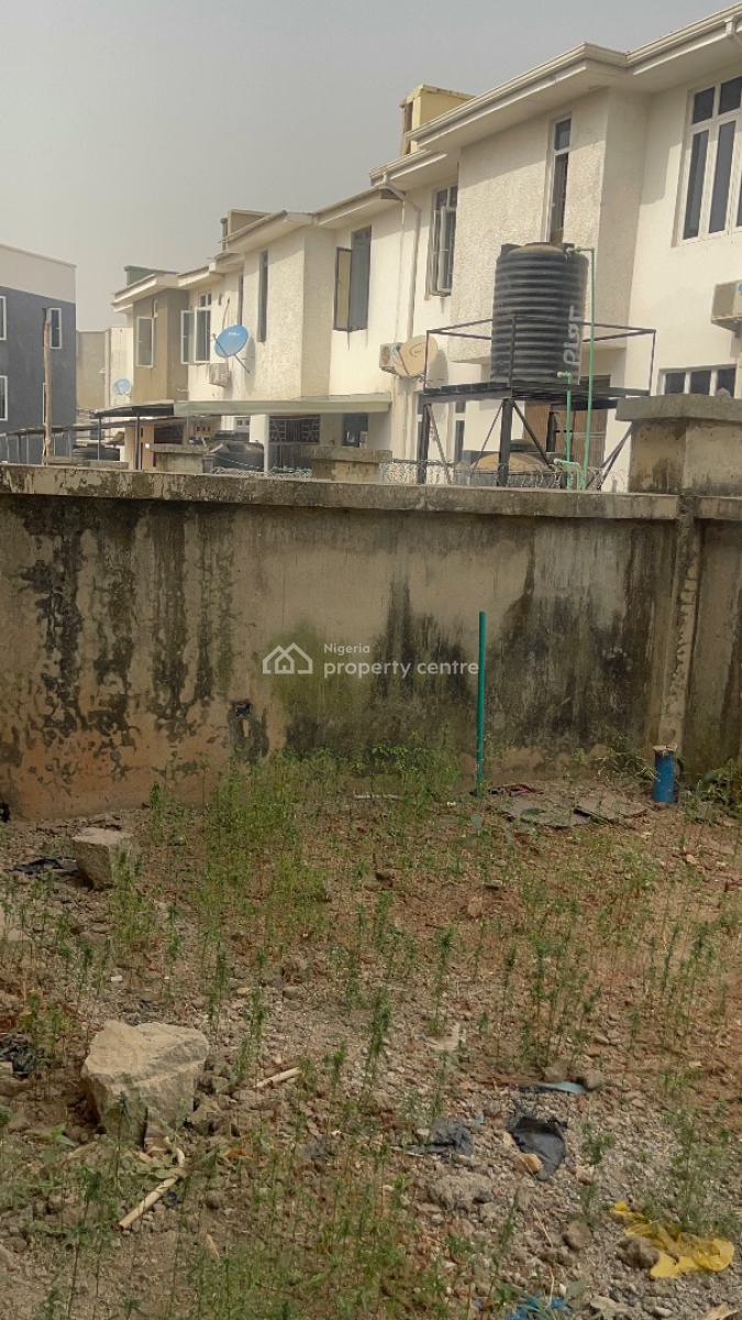 3 Bedrooms Terrace Duplex with 1 Room Bq, Dantata Estate, Gwarinpa, Abuja, Terraced Duplex for Sale