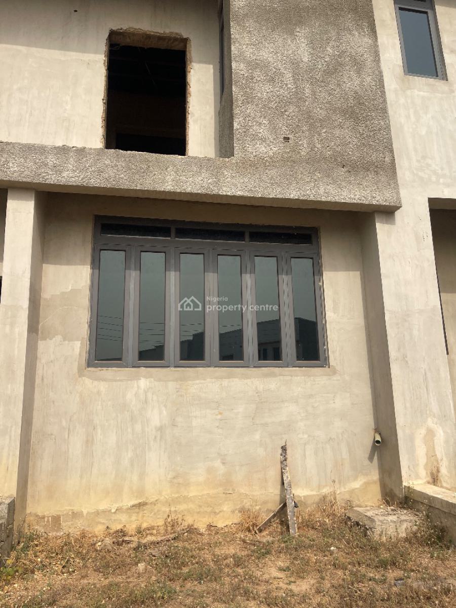 3 Bedrooms Terrace Duplex with 1 Room Bq, Dantata Estate, Gwarinpa, Abuja, Terraced Duplex for Sale