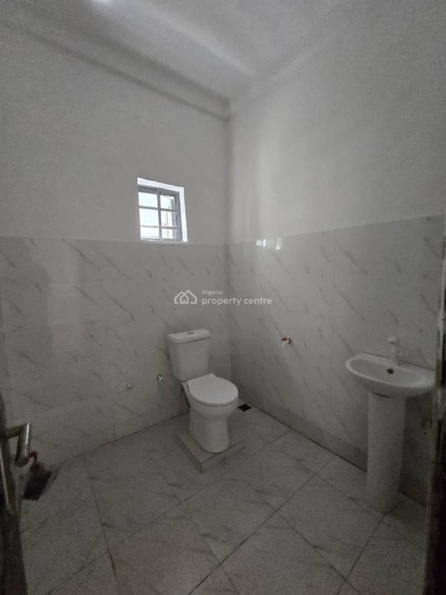 1 Bedroom Shared Apartment, Orchid Road, Lekki Expressway, Lekki, Lagos, Flat / Apartment for Rent