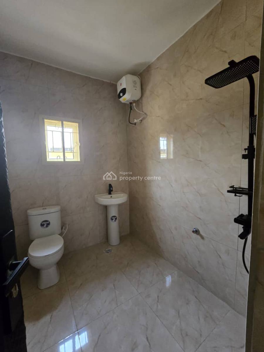 1 Bedroom Shared Apartment, Orchid Road, Lekki Expressway, Lekki, Lagos, Flat / Apartment for Rent