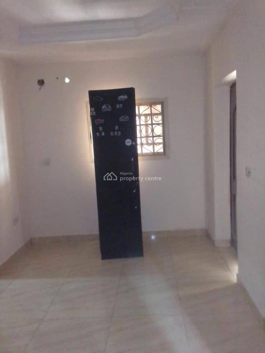 Specious 2 Bedroom Flat, Oral Estate By Chevron, Ikota, Lekki, Lagos, Flat / Apartment for Rent
