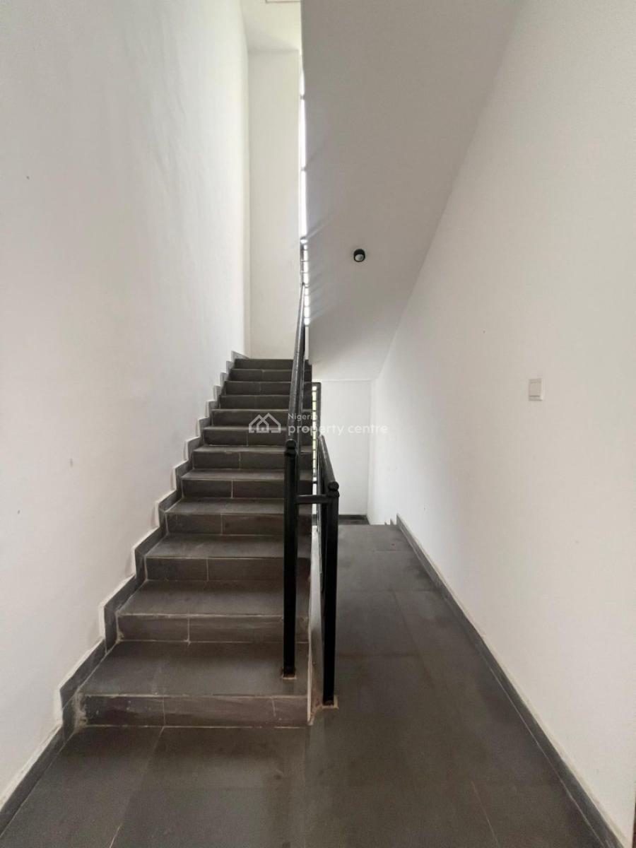 2 Bedroom Apartment, Ajah, Lagos, Flat / Apartment for Sale