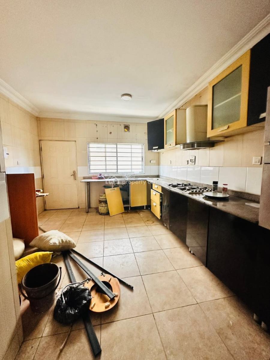 Spacious 4 Bedroom Terrace Duplex with Bq, Lekki Phase 1, Lekki, Lagos, Terraced Duplex for Rent