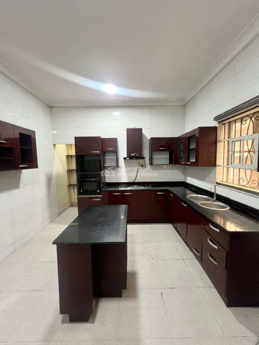 Four Bedroom Detached House with 1 Room Bq at Bakare Estate Agungi, Bakare Estate, Agungi, Lekki, Lagos, Detached Duplex for Sale