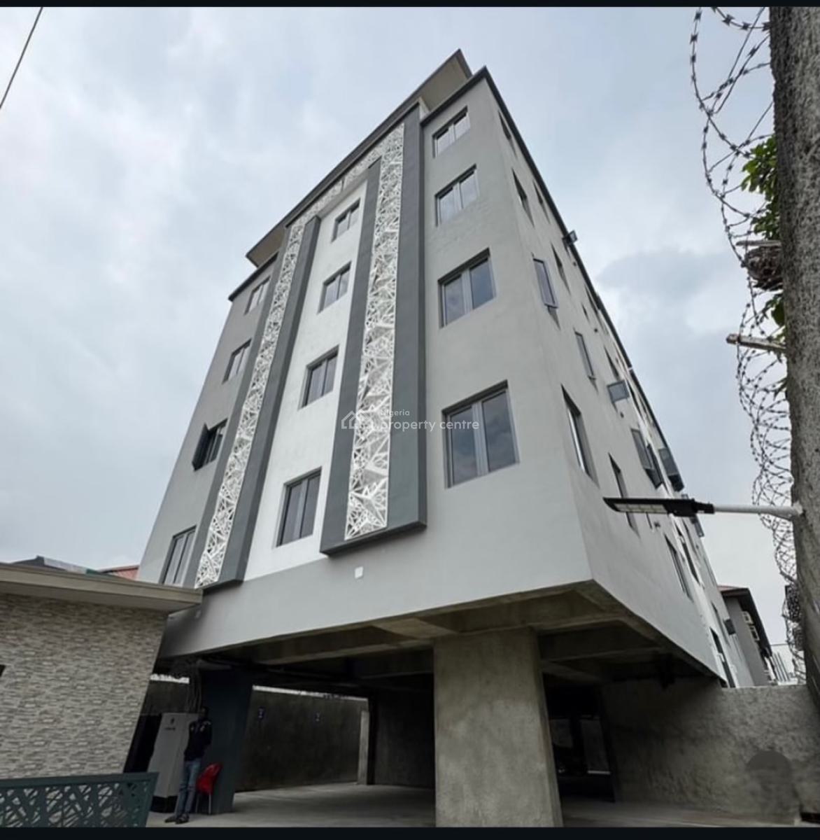 3 Bedroom Spacious Apartment with a Bq, Yaba, Lagos, Flat / Apartment for Sale