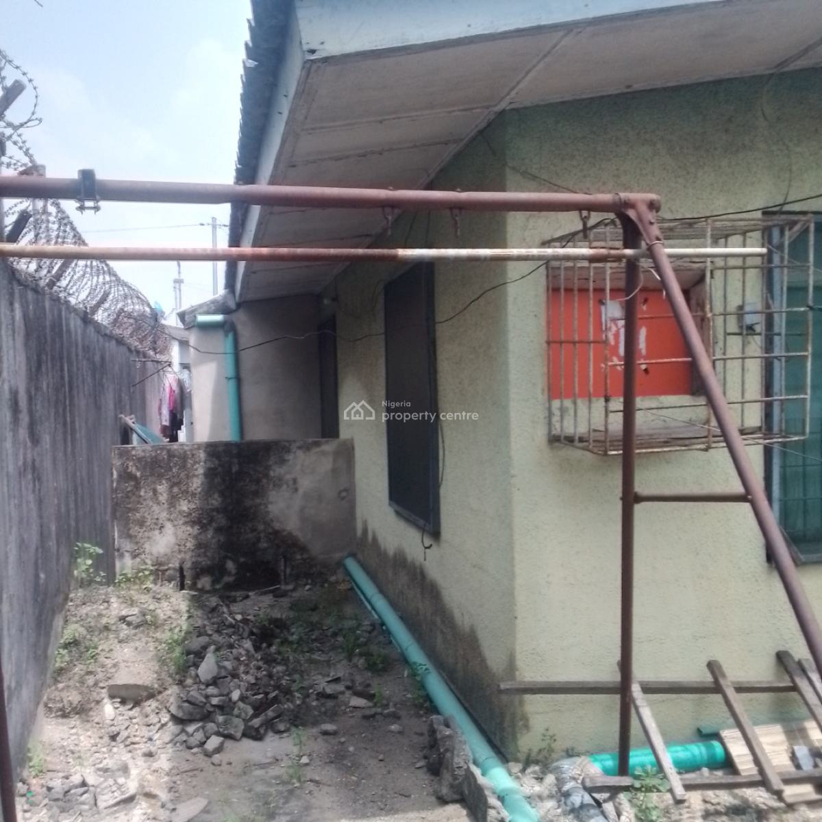 Very Decent and Spacious 3 Bedroom Detached Bungalow, Federal Housing Estate, Satellite Town, Ojo, Lagos, Detached Bungalow for Sale