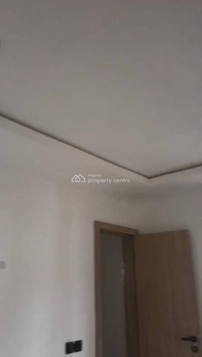 Lovely 2 Bedroom Flat, Ifako, Gbagada, Lagos, Flat / Apartment for Rent