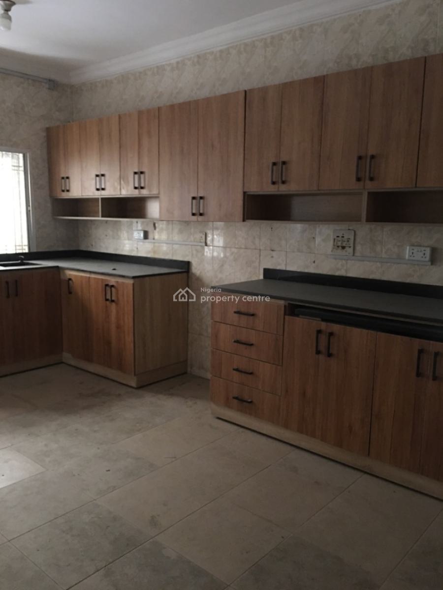 Nice 3-bedroom Terraced Duplex with Bq, Lekki Phase 1, Lekki, Lagos, Terraced Duplex for Rent