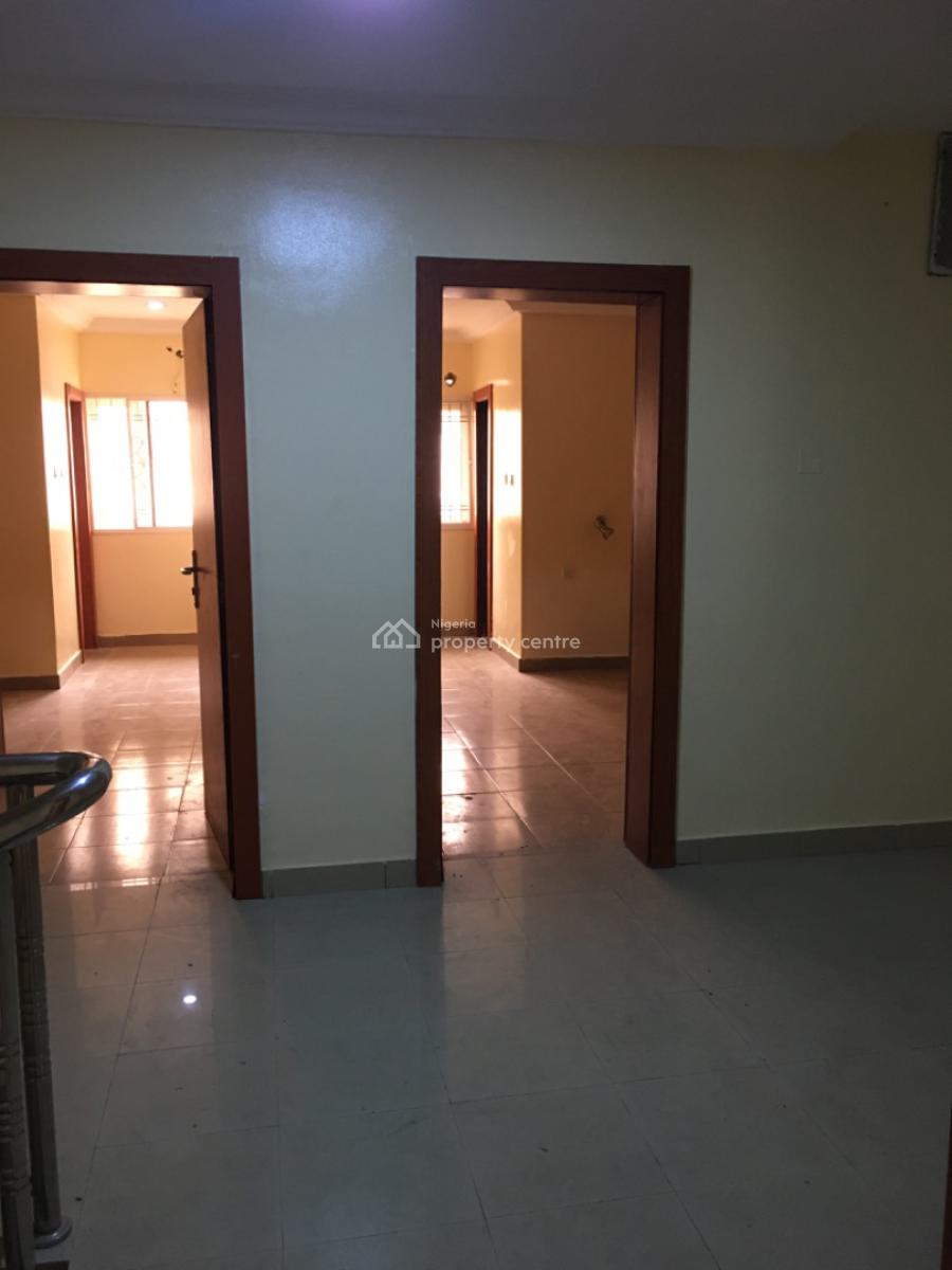 Nice 3-bedroom Terraced Duplex with Bq, Lekki Phase 1, Lekki, Lagos, Terraced Duplex for Rent