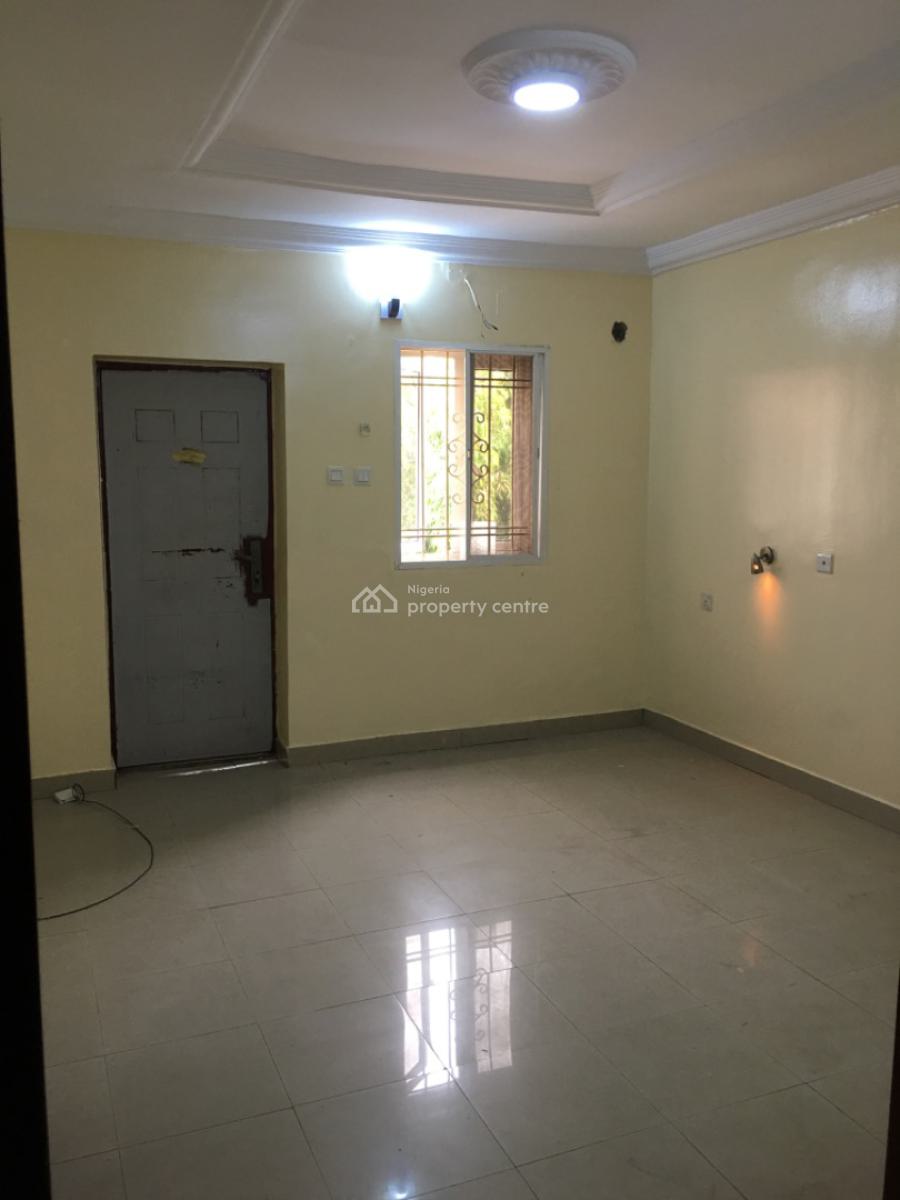 Nice 3-bedroom Terraced Duplex with Bq, Lekki Phase 1, Lekki, Lagos, Terraced Duplex for Rent