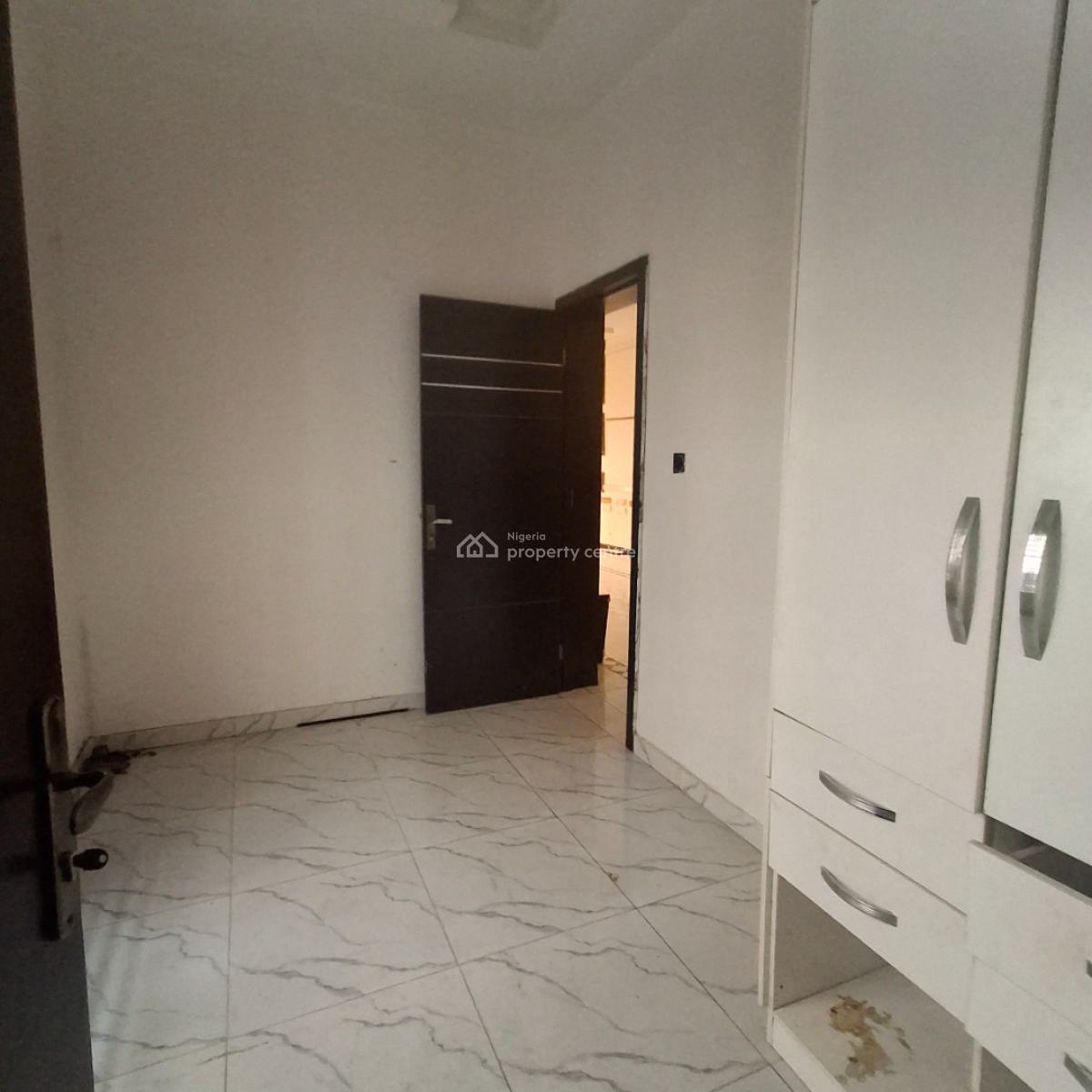 Four Bedroom Semi Detached Duplex, Osapa, Lekki, Lagos, Semi-detached Duplex for Rent