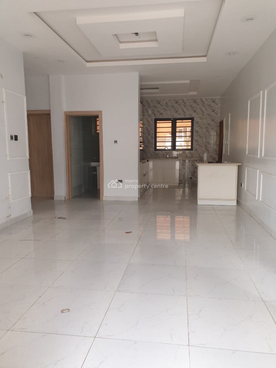Spacious 2 Bedroom Flat, Salem Ilasan, Ikate, Lekki, Lagos, Flat / Apartment for Rent