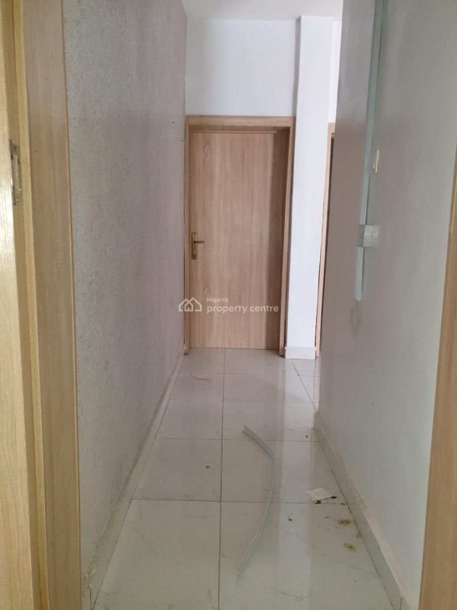 Spacious 2 Bedroom Flat, Salem Ilasan, Ikate, Lekki, Lagos, Flat / Apartment for Rent