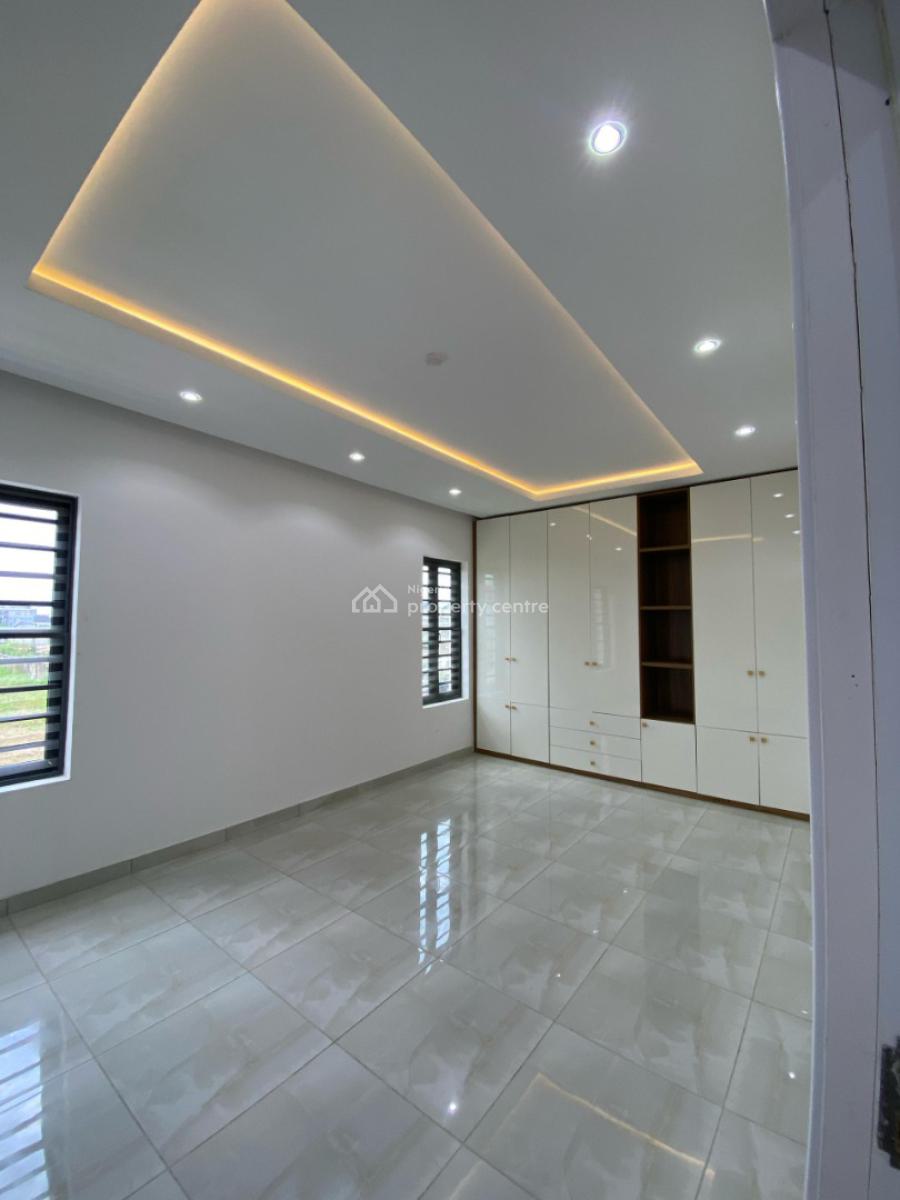 Contemporary 4 Bedroom with Bq, Swimming Pool & Gym, Cowrie Creek Estate, Ikate Elegushi, Lekki, Lagos, Semi-detached Bungalow for Sale