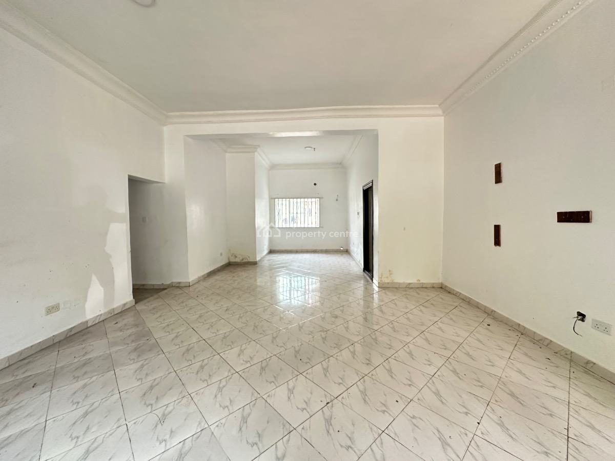Well Located & Spacious 3 Bedroom Apartment, Eleganza Garden, Lekki, Lagos, Flat / Apartment for Rent