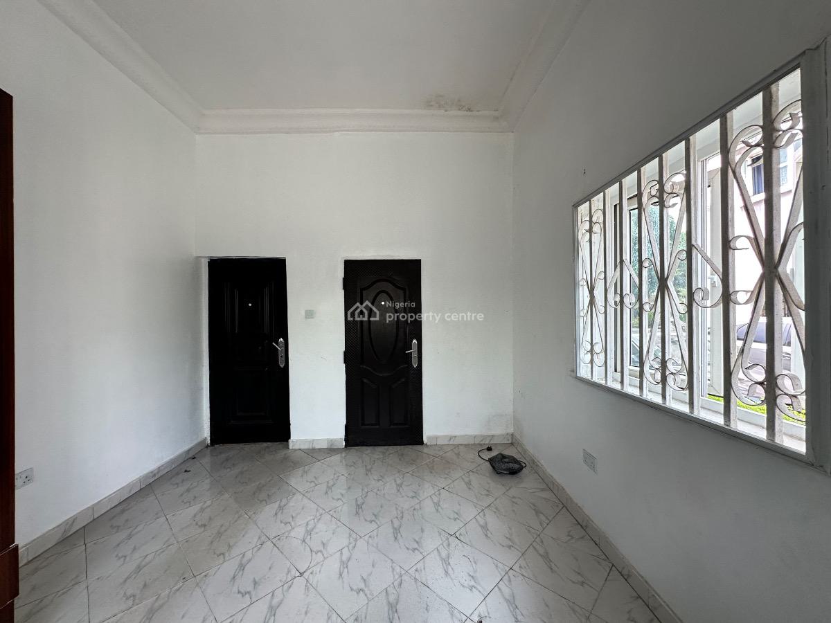 Well Located & Spacious 3 Bedroom Apartment, Eleganza Garden, Lekki, Lagos, Flat / Apartment for Rent