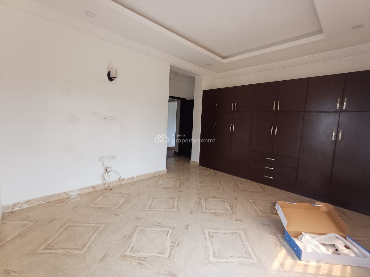 Lovely 2 Bedroom Flat on The Ground Floor, Mabushi, Abuja, Flat / Apartment for Rent