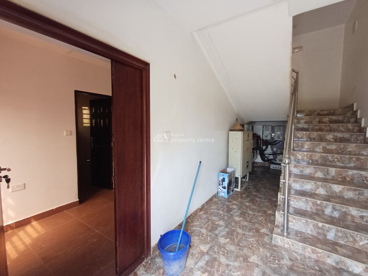 Lovely 2 Bedroom Flat on The Ground Floor, Mabushi, Abuja, Flat / Apartment for Rent