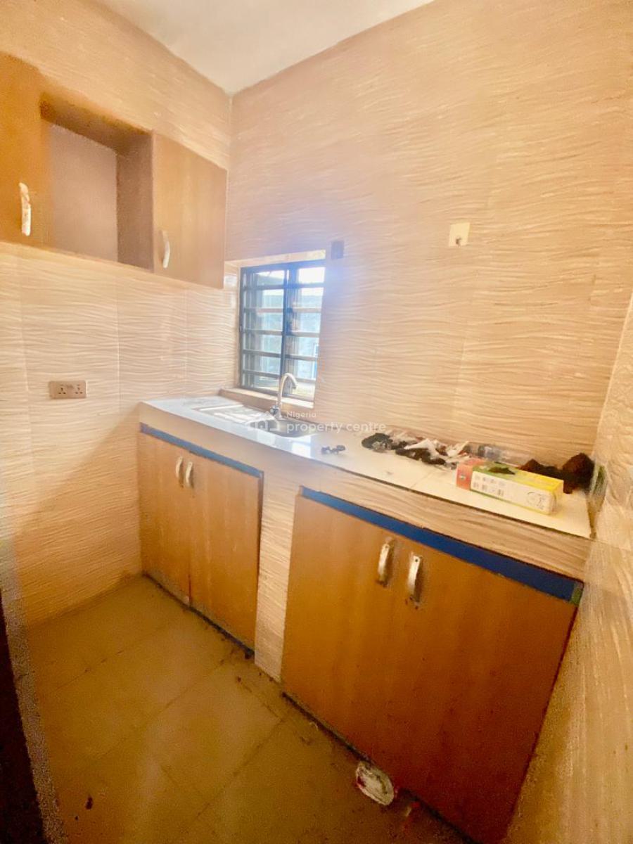 a Spacious Mini Flat, New Road Awoyaya Gbetu ,mayfair Garden Estate, Awoyaya, Ibeju Lekki, Lagos, Mini Flat (room and Parlour) for Rent