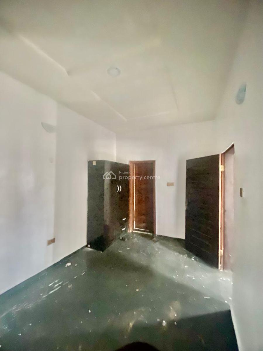 a Spacious Mini Flat, New Road Awoyaya Gbetu ,mayfair Garden Estate, Awoyaya, Ibeju Lekki, Lagos, Mini Flat (room and Parlour) for Rent
