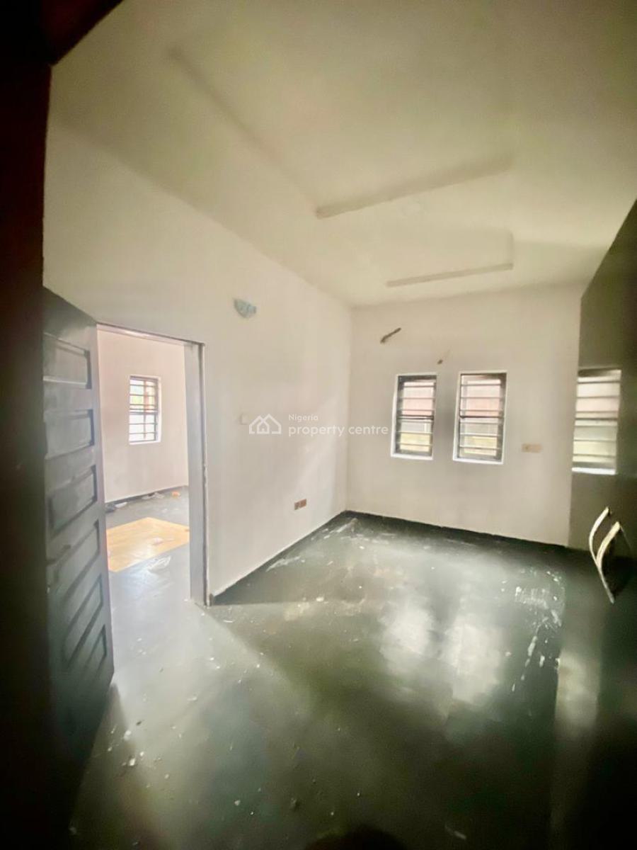 a Spacious Mini Flat, New Road Awoyaya Gbetu ,mayfair Garden Estate, Awoyaya, Ibeju Lekki, Lagos, Mini Flat (room and Parlour) for Rent