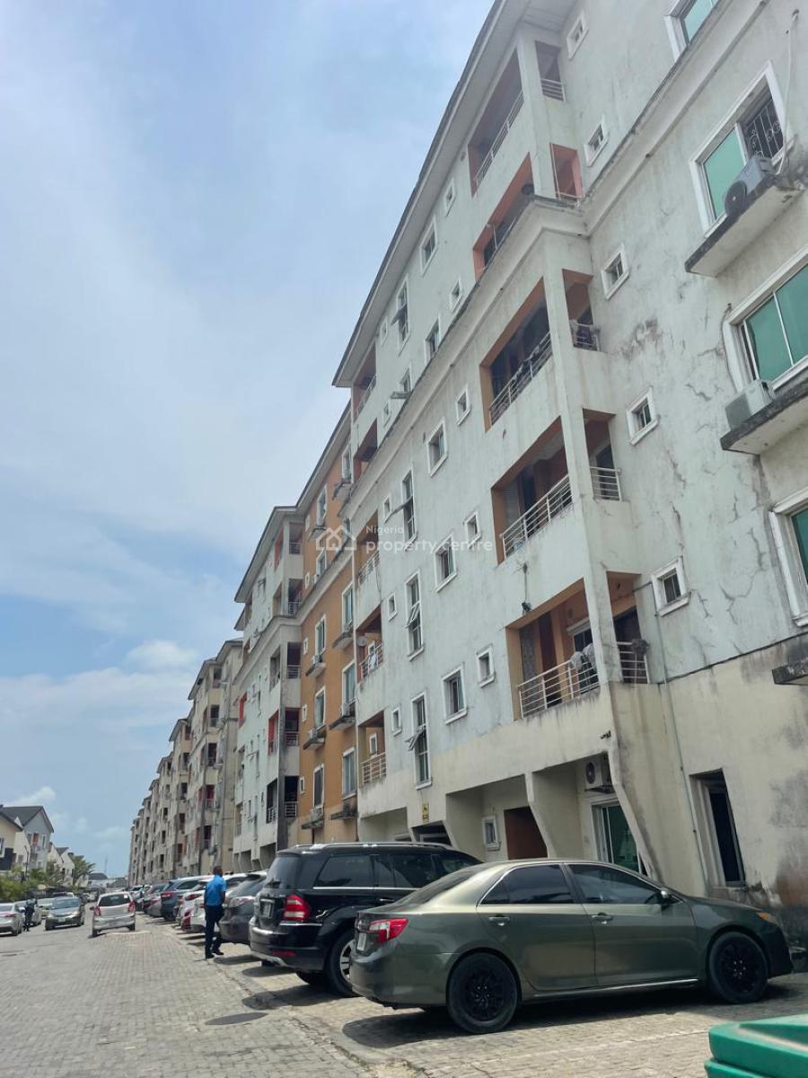 Distress Luxury 2 Bedroom Flat Serviced Apartment, Paradise 3 Estate Chevron Drive Opposite Ebano Supermarket, Lekki, Lagos, Flat / Apartment for Sale