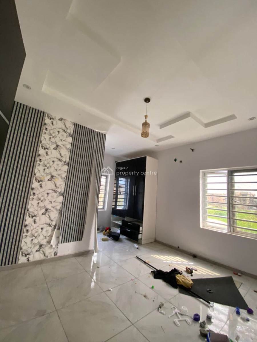 Spacious Luxury 4 Bedroom Terrace Duplex with Excellent Features, Monastery Rd, Sangotedo, Ajah, Lagos, Flat / Apartment for Rent