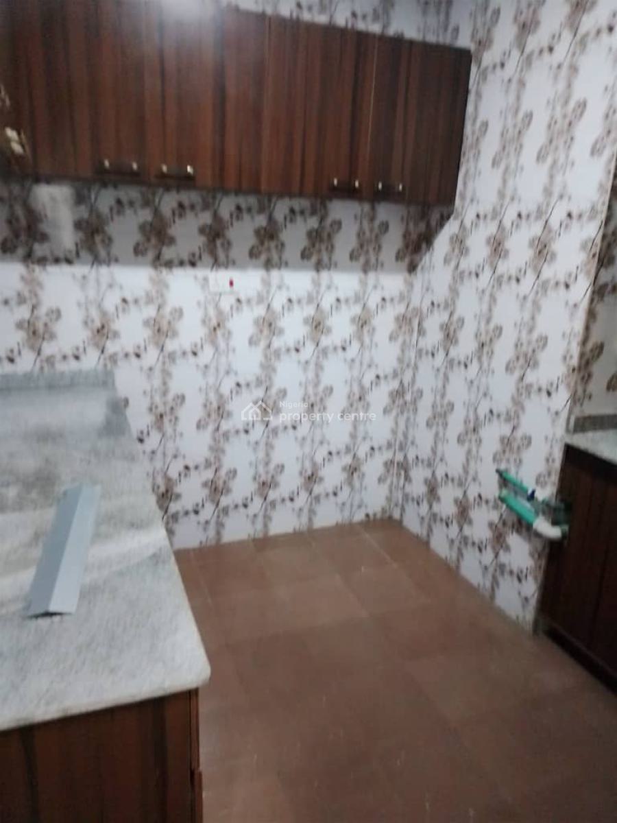 Executive Lovely 3 Bedroom Flat, Akoka, Yaba, Lagos, Flat / Apartment for Rent