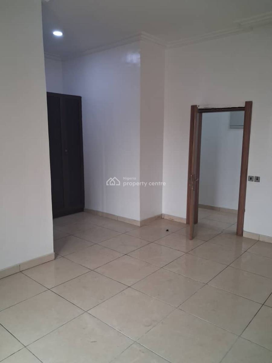 Spacious Well Maintained 2 Bedroom Apartment, Oniru, Victoria Island (vi), Lagos, Flat / Apartment for Rent