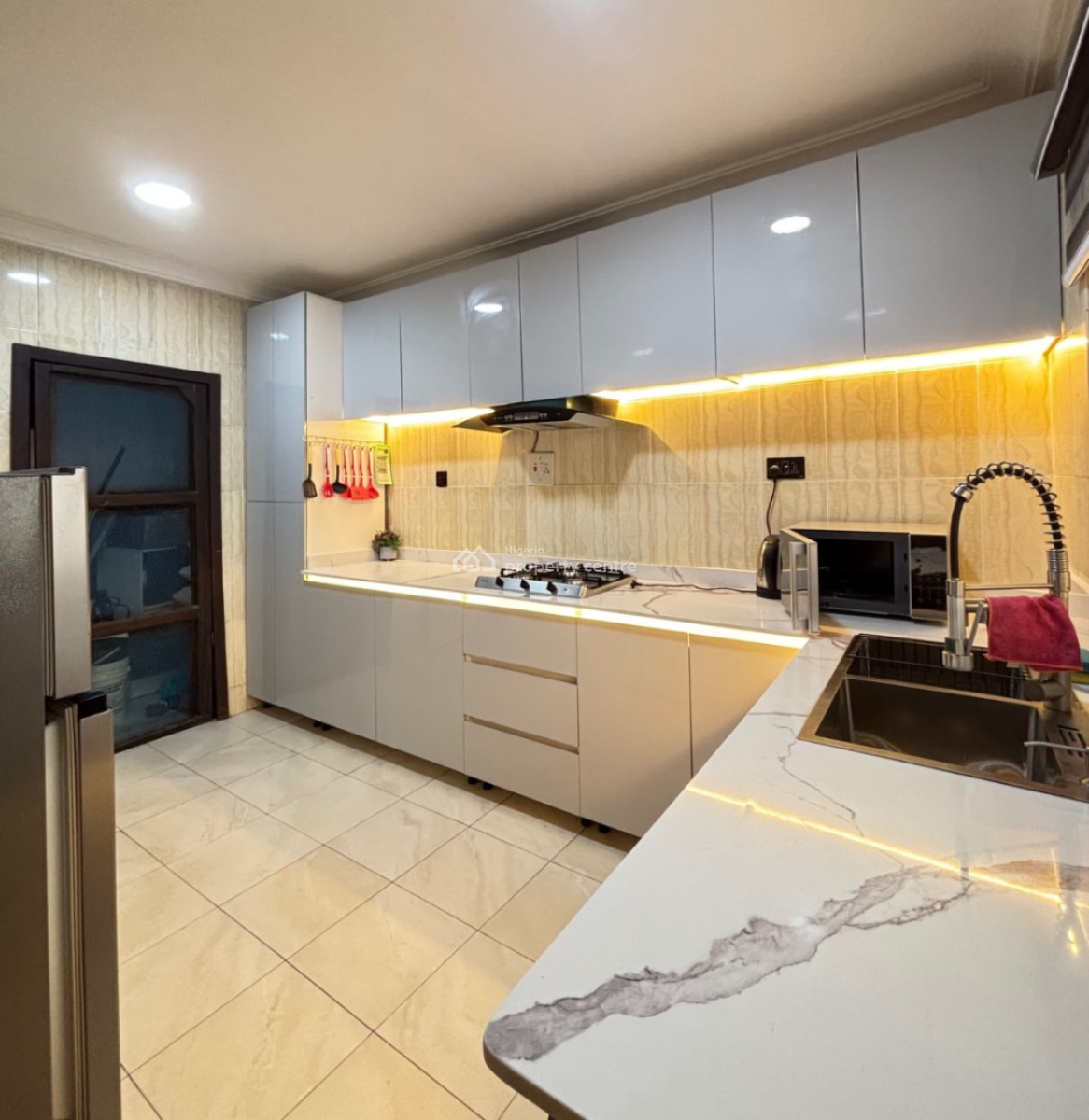 3 Bedroom Fully Furnished Apartment, Victoria Island (vi), Lagos, Flat / Apartment for Rent