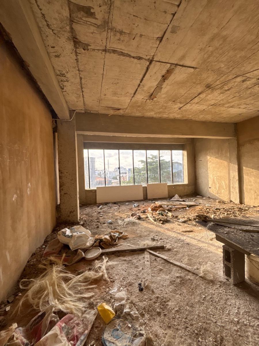 Shop Space, Admiralty Way, Lekki Phase 1, Lekki, Lagos, Shop for Rent