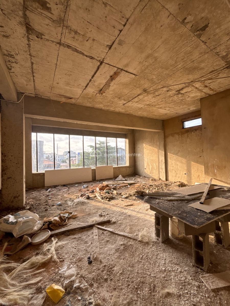 Shop Space, Admiralty Way, Lekki Phase 1, Lekki, Lagos, Shop for Rent