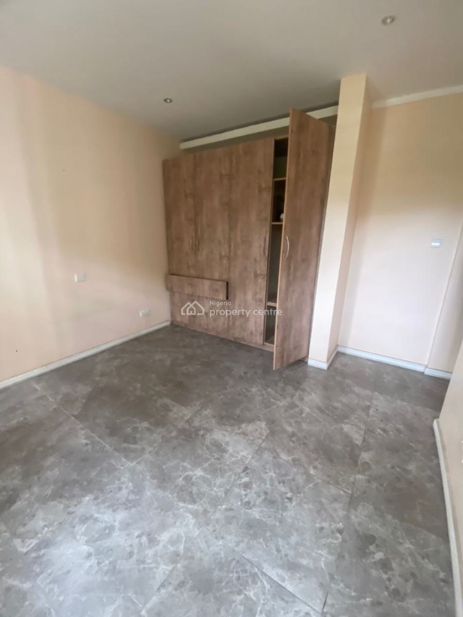 4 Bedroom with Bq, Pinnock Beach Estate, Osapa, Lekki, Lagos, Semi-detached Duplex for Rent