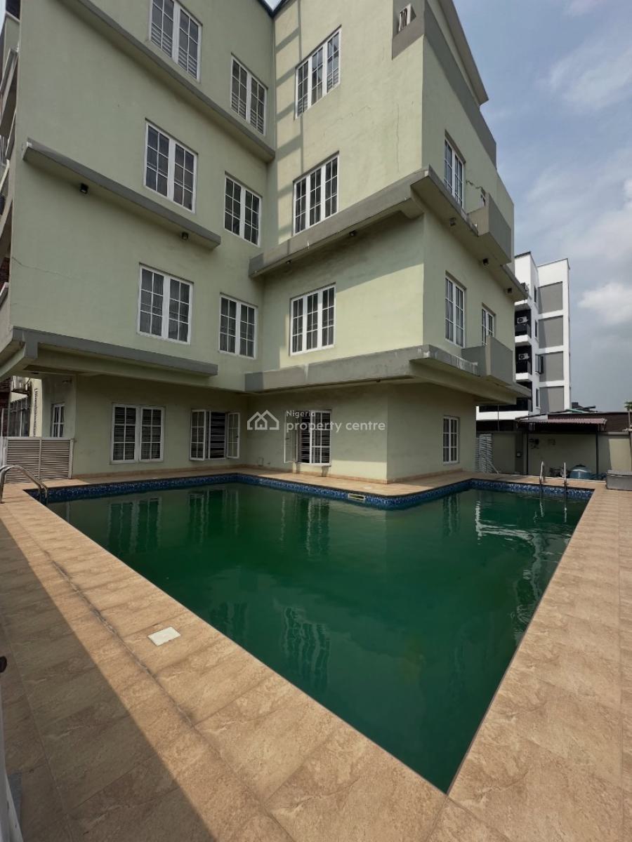 3 Bedroom Apartment with Pool & Ensuite Rooms, Lekki Phase 1, Lekki, Lagos, Flat / Apartment for Rent