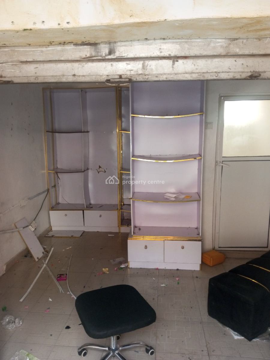 Spacious Shop with Toilet Inside, Ado, Ajah, Lagos, Shop for Rent