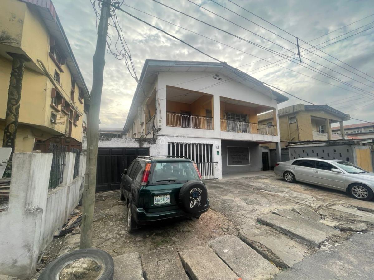 Well Structured Detached Building on 550sqm, Off Bode Thomas Street, Surulere, Surulere, Lagos, Block of Flats for Sale