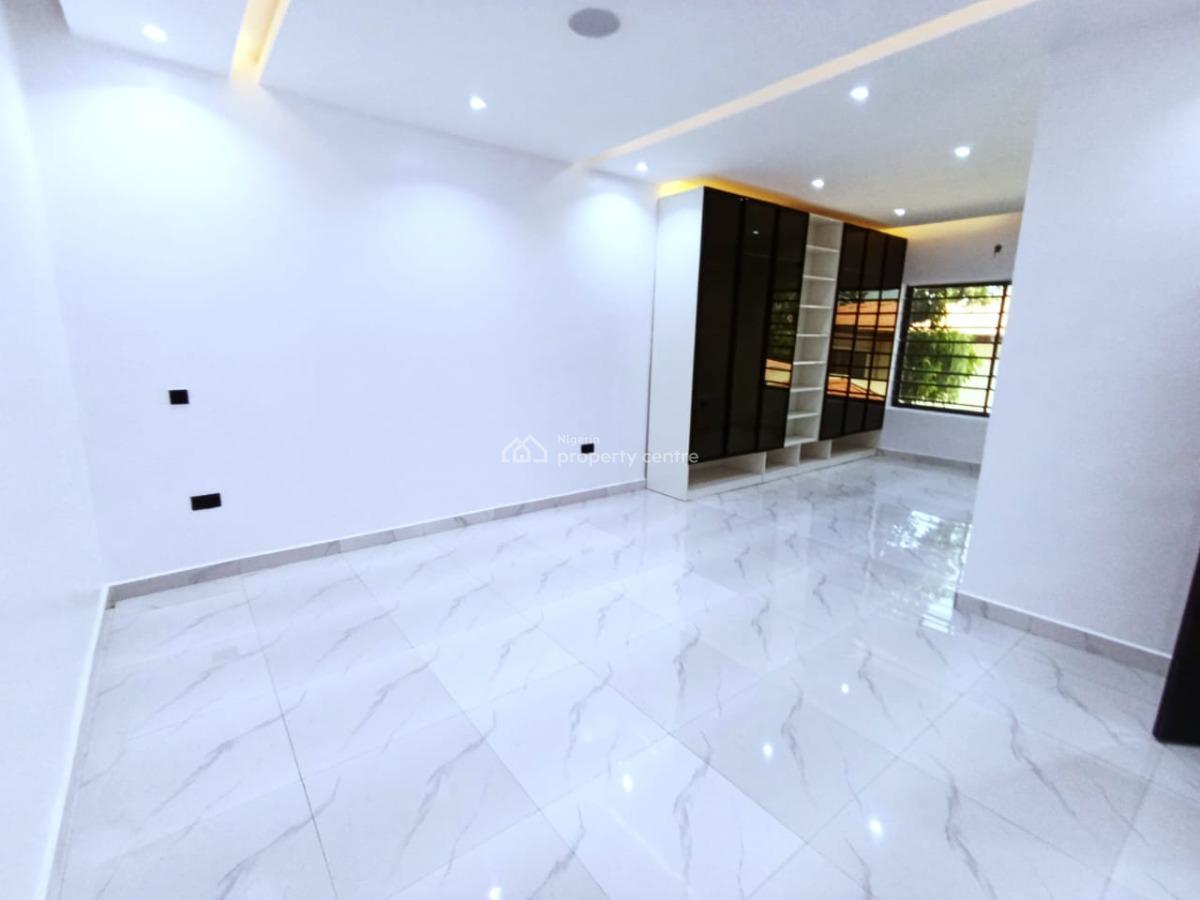 Newly Built Fully Serviced 3 Bedroom Apartment, Lekki Phase 1, Lekki, Lagos, Flat / Apartment for Rent