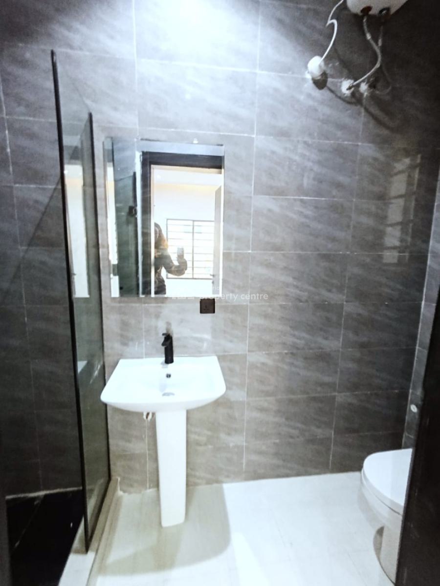 Newly Built Fully Serviced 3 Bedroom Apartment, Lekki Phase 1, Lekki, Lagos, Flat / Apartment for Rent