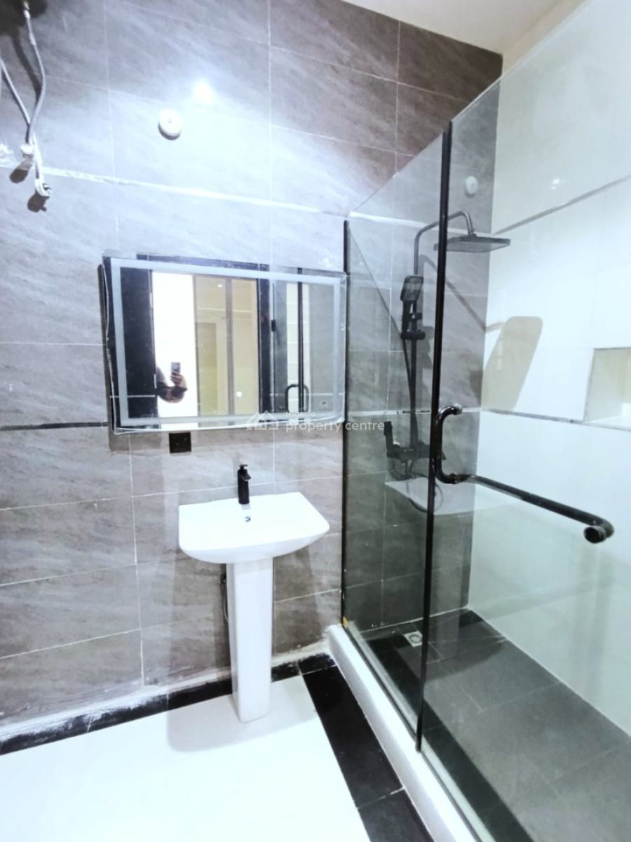 Newly Built Fully Serviced 3 Bedroom Apartment, Lekki Phase 1, Lekki, Lagos, Flat / Apartment for Rent