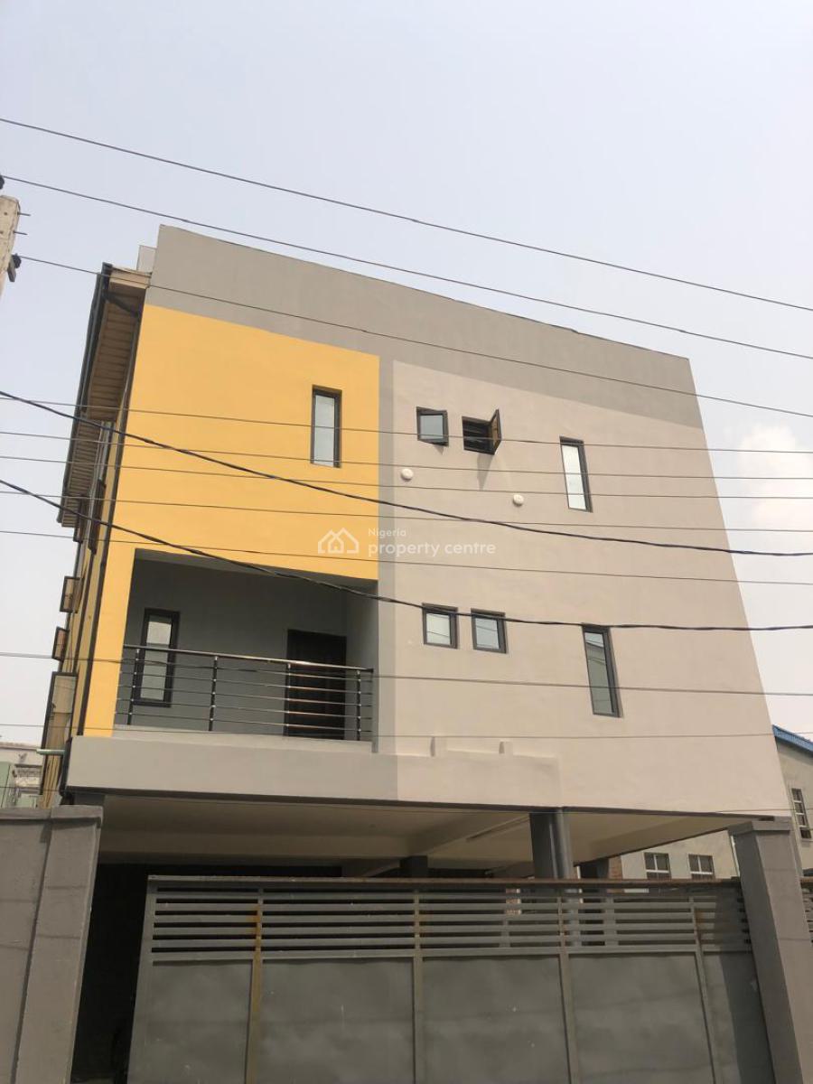 2 Bedroom Apartment, Ologolo, Lekki, Lagos, Flat / Apartment for Sale