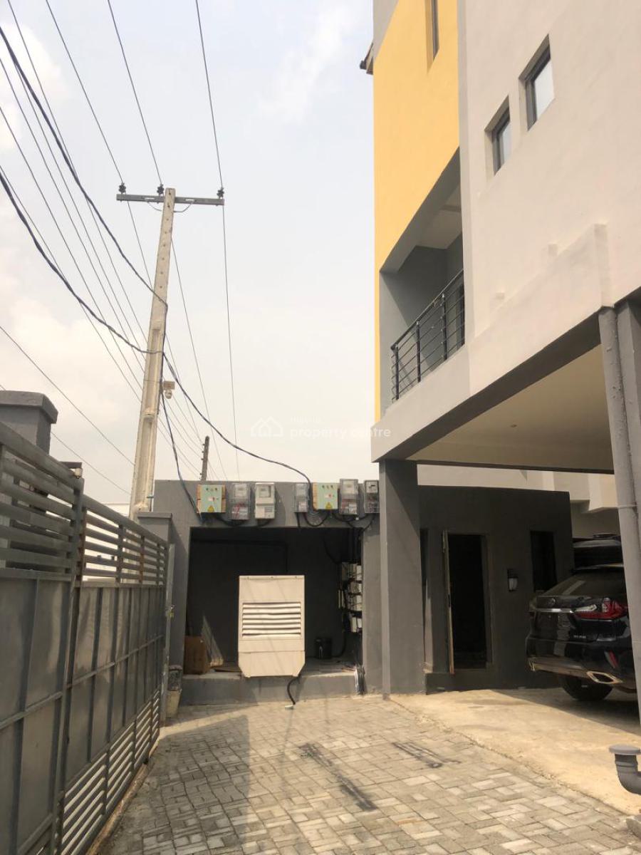 2 Bedroom Apartment, Ologolo, Lekki, Lagos, Flat / Apartment for Sale
