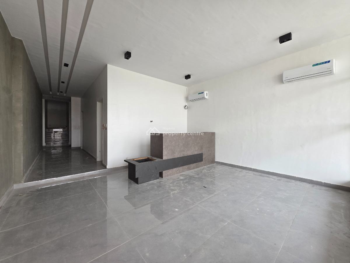 1 Bedroom Apartment, Lekki Phase 1, Lekki, Lagos, Flat / Apartment for Sale